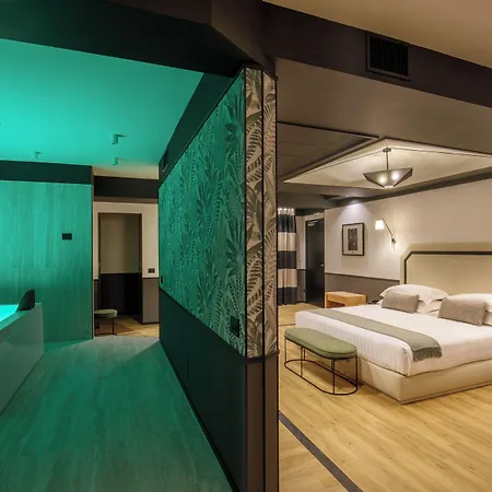 Hotel The Fourth Dimension By Domidea 4*