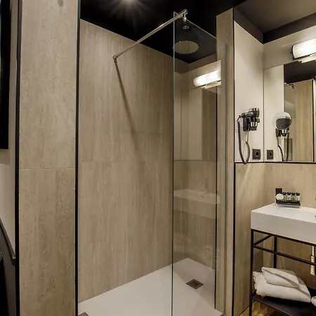 Hotel The Fourth Dimension By Domidea Rom
