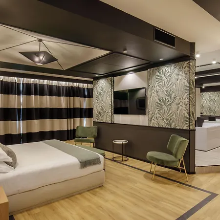 Hotel The Fourth Dimension By Domidea 4*